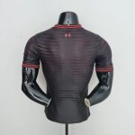 リバプール 22-23 ジャージ、ブラック トレーニング (プレーヤーズ エディション)