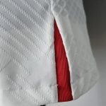 PSG 22-23 Tシャツ、白トレーニング（選手バージョン）